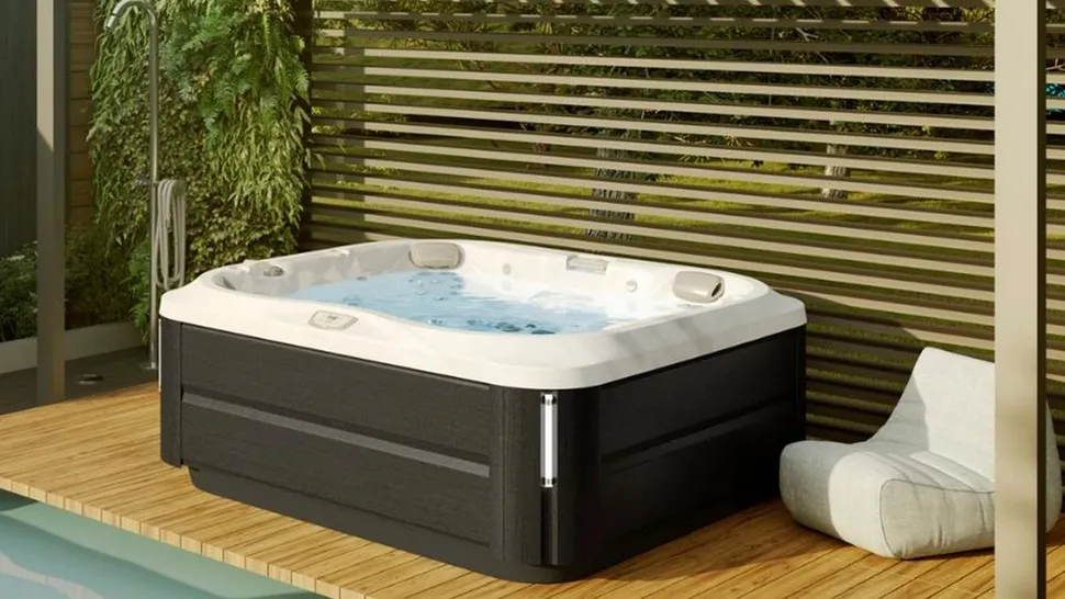 Best Hot Tubs in 2026