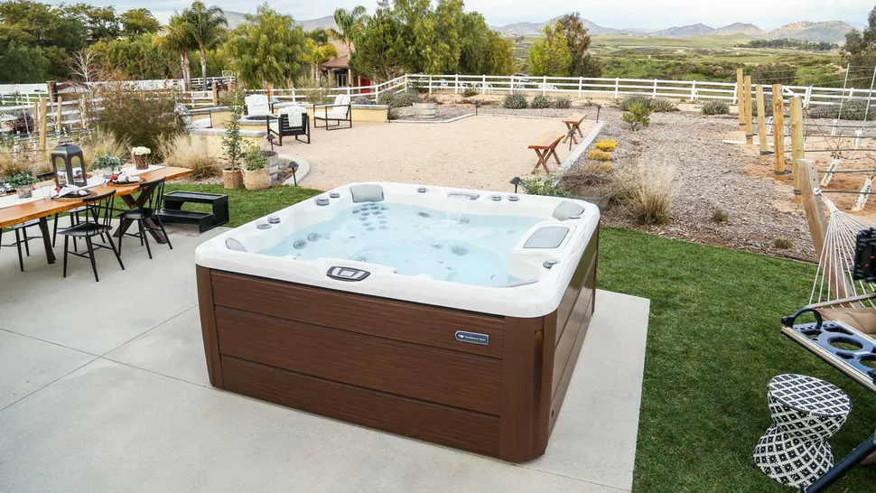 Best Hot Tubs in 2026